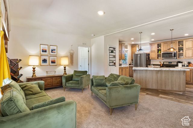 516 N BROADWAY AVE, Tooele, UT 84074