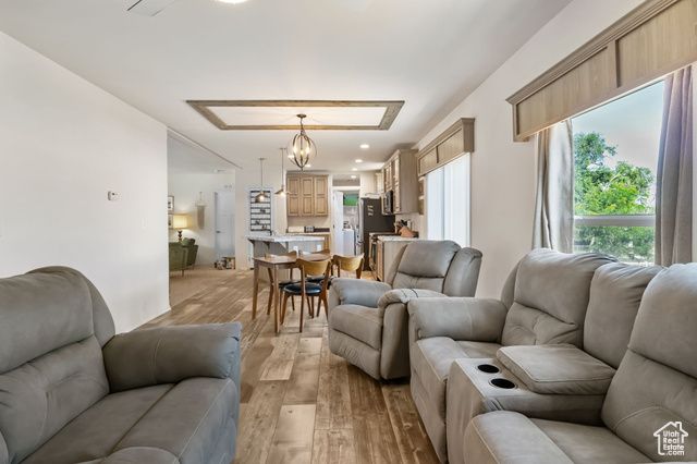 516 N BROADWAY AVE, Tooele, UT 84074