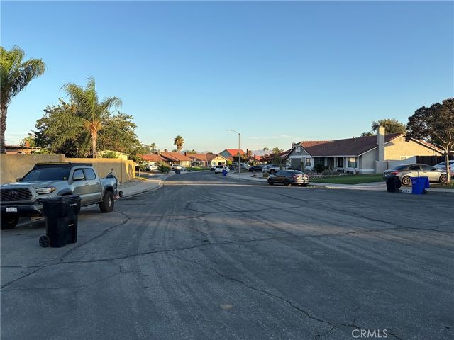 1148 N Elmwood Avenue 02, Rialto, CA 92376