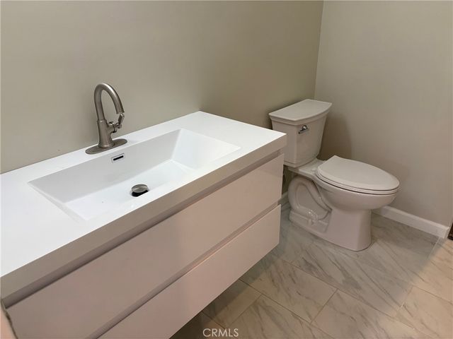 1148 N Elmwood Avenue 02, Rialto, CA 92376