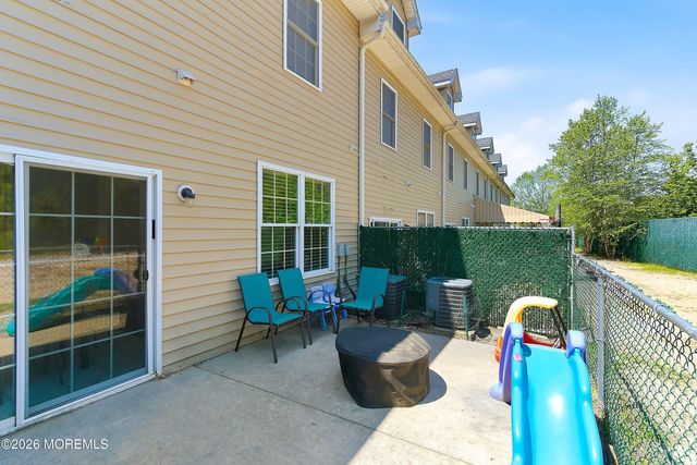 187 Coles Way, Lakewood, NJ 08701