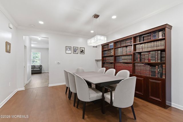 187 Coles Way, Lakewood, NJ 08701