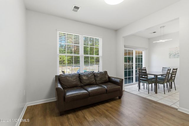 187 Coles Way, Lakewood, NJ 08701