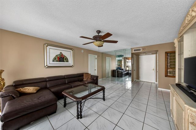 1010 S Ocean Boulevard 1711, Pompano Beach, FL 33062
