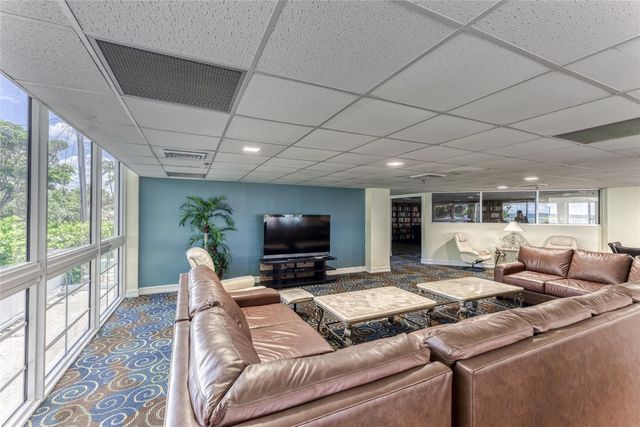 1010 S Ocean Boulevard 1711, Pompano Beach, FL 33062