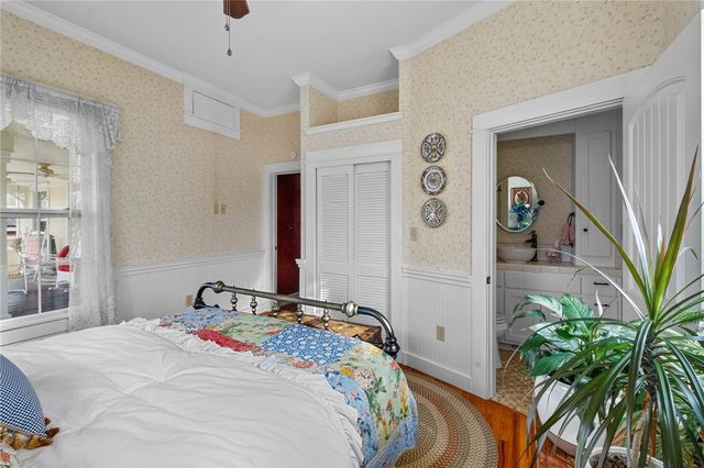 102 W Bush Street, Prairie Grove, AR 72753