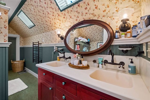 102 W Bush Street, Prairie Grove, AR 72753