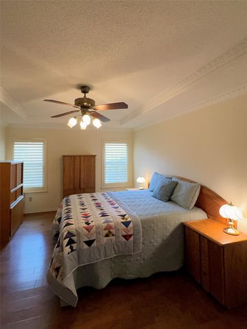 2800 Clearmeadow Street, Bedford, TX 76021