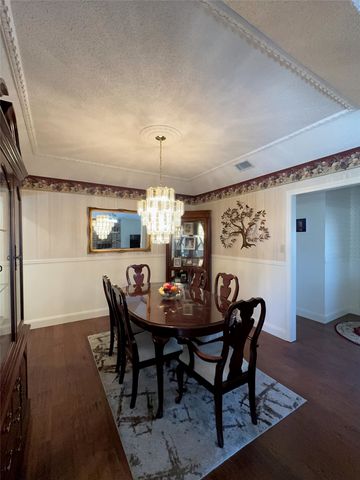 2800 Clearmeadow Street, Bedford, TX 76021