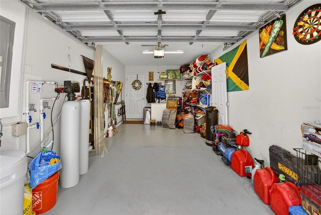 209 SAWTOOTH DRIVE, Valrico, FL 33594