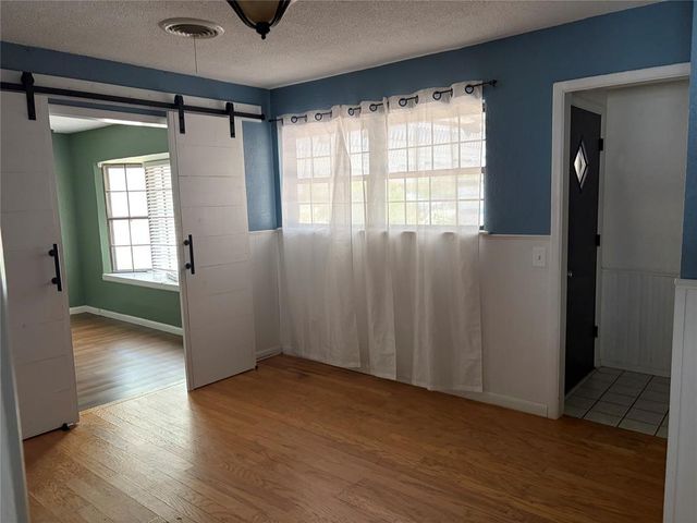 1023 N Madison Avenue, Blanchard, OK 73010