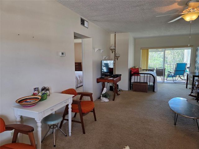 960 VIRGINIA STREET 207, Dunedin, FL 34698