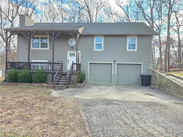 141 SE 611 Road, Warrensburg, MO 64093