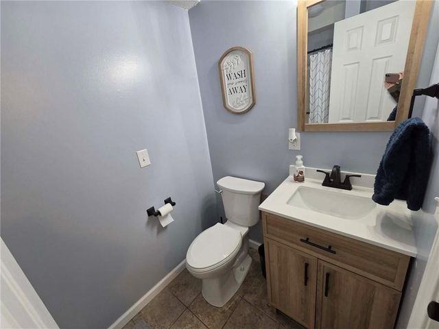 141 SE 611 Road, Warrensburg, MO 64093