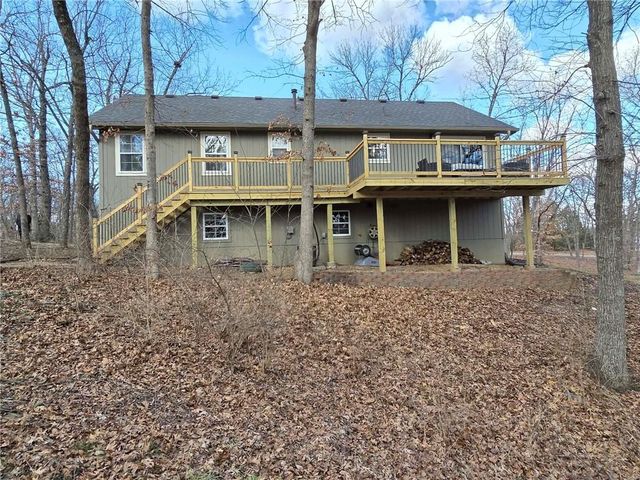 141 SE 611 Road, Warrensburg, MO 64093