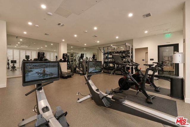 728 N Sweetzer Avenue 112, West Hollywood, CA 90069