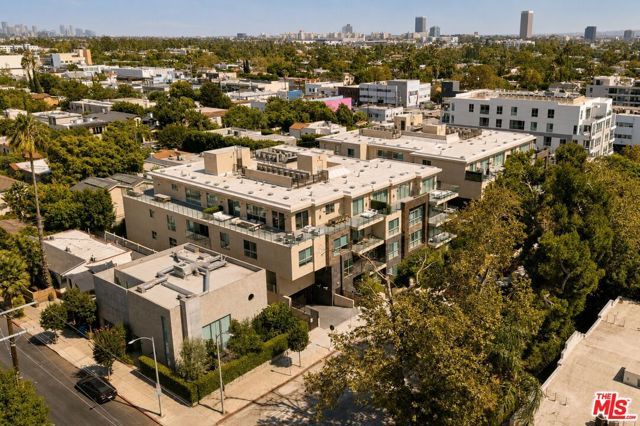 728 N Sweetzer Avenue 112, West Hollywood, CA 90069
