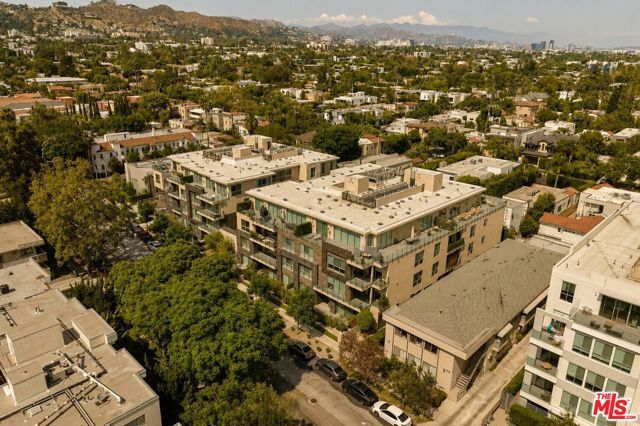728 N Sweetzer Avenue 112, West Hollywood, CA 90069