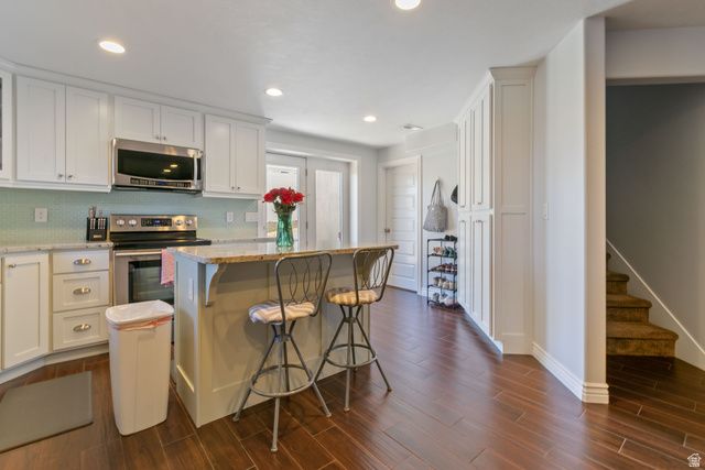 4212 W PARK HOLLOW LN, Riverton, UT 84096