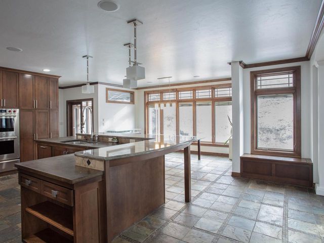 1750 LIMESTONE TRAIL, De Pere, WI 54115