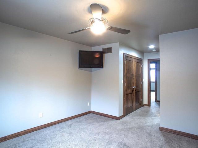 1750 LIMESTONE TRAIL, De Pere, WI 54115