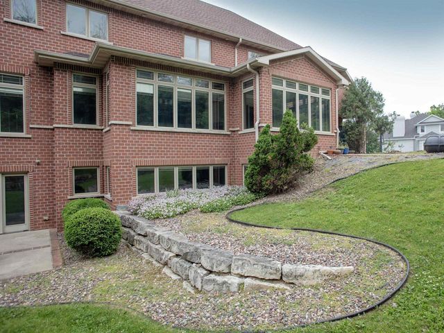 1750 LIMESTONE TRAIL, De Pere, WI 54115