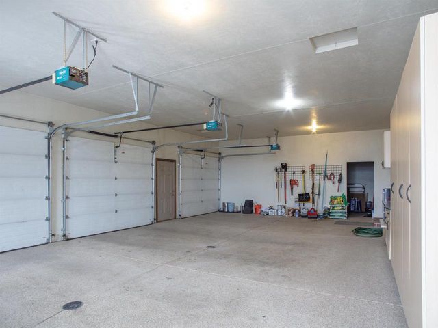 1750 LIMESTONE TRAIL, De Pere, WI 54115