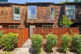 225 Mayhew Way 5, Walnut Creek, CA 94597