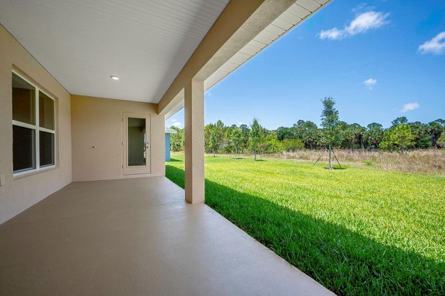781 NE Lanfair Street, Port St. Lucie, FL 34983