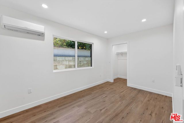 678 E 45th Street, Los Angeles, CA 90011