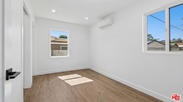 678 E 45th Street, Los Angeles, CA 90011