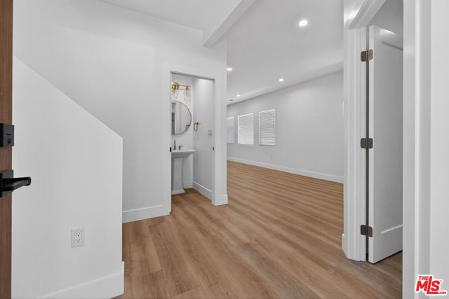 678 E 45th Street, Los Angeles, CA 90011