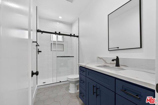 678 E 45th Street, Los Angeles, CA 90011