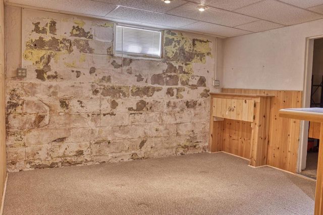 1023 W COMMERCIAL STREET, Appleton, WI 54914