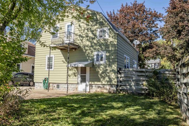 1023 W COMMERCIAL STREET, Appleton, WI 54914