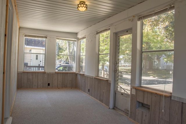 1023 W COMMERCIAL STREET, Appleton, WI 54914