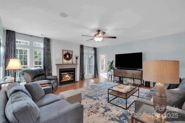 175 Corona Circle, Mooresville, NC 28117