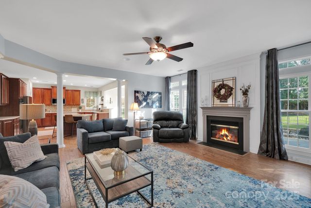 175 Corona Circle, Mooresville, NC 28117