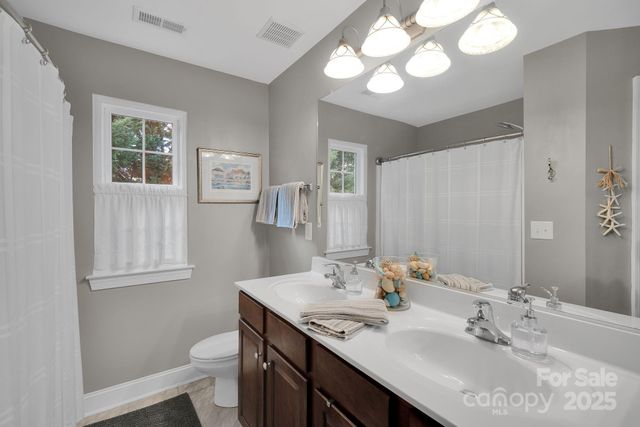 175 Corona Circle, Mooresville, NC 28117