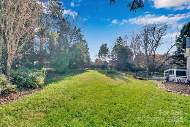 175 Corona Circle, Mooresville, NC 28117