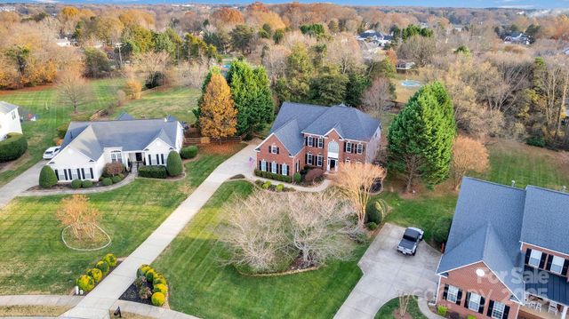 175 Corona Circle, Mooresville, NC 28117