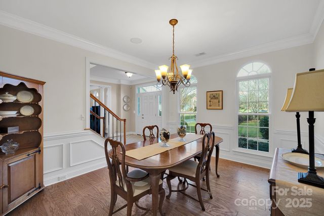 175 Corona Circle, Mooresville, NC 28117