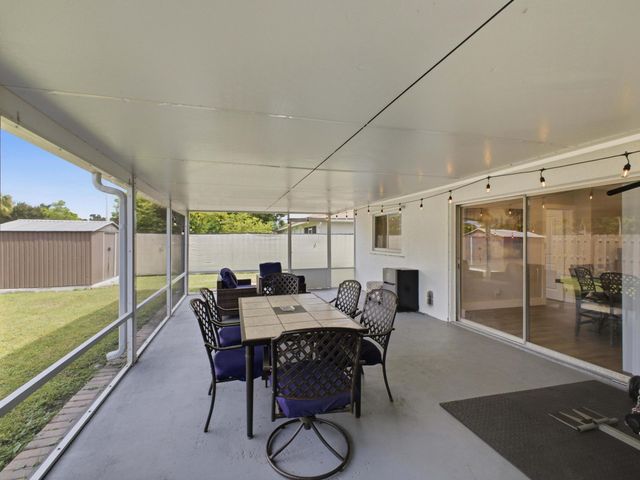 1320 RIVERSIDE Circle 1322, Wellington, FL 33414