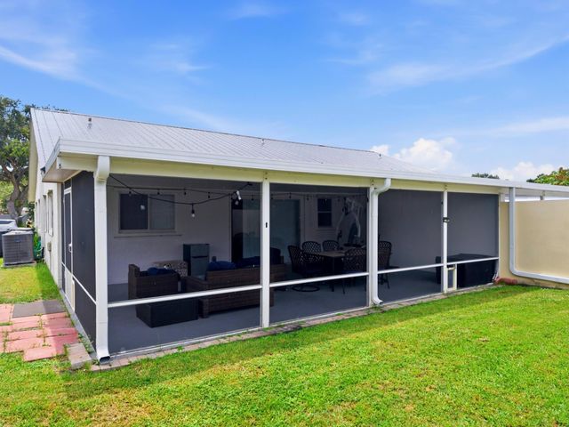 1320 RIVERSIDE Circle 1322, Wellington, FL 33414