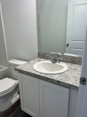 2307 HARRIS HAWK AVENUE, Ruskin, FL 33570