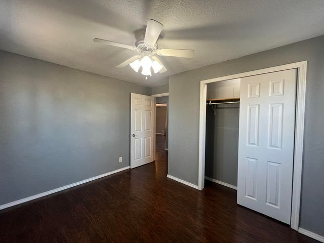 103 E Valley Street, Willow Springs, MO 65793