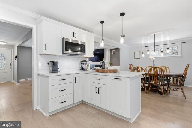 2325 WILLOW BROOK DR, Huntingdon Valley, PA 19006