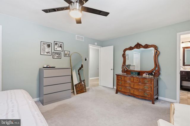 2325 WILLOW BROOK DR, Huntingdon Valley, PA 19006