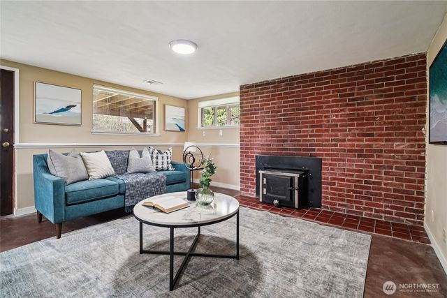 3909 13th Avenue S, Seattle, WA 98108