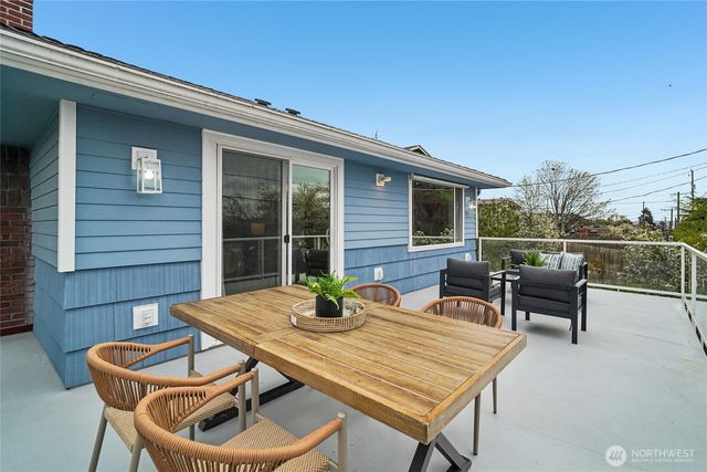 3909 13th Avenue S, Seattle, WA 98108